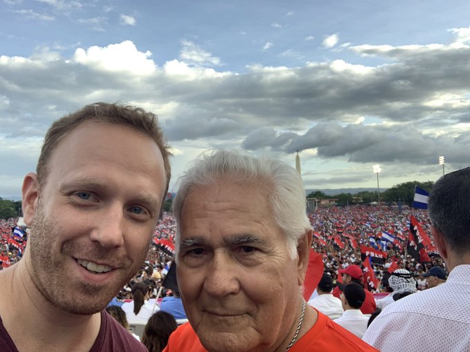 Resmi Twitter'da görüntüle