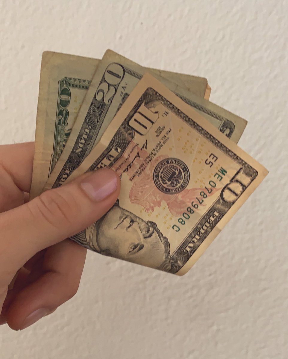 classicjoseluis's tweet photo. Estaba haciendo la maleta para irme a pasearts y vean lo que me encontré en mi bolsa de viajes

#bendecido #prosperado y #enVictoria https://t.co/QNHwFJBLDt