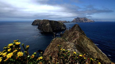 VisitVCCoast's tweet photo. Restore yourself this weekend at the Channel Islands. 

📍 : Channel Islands National Park 
📷 : @dipsanta https://t.co/IVZQ3gIP77