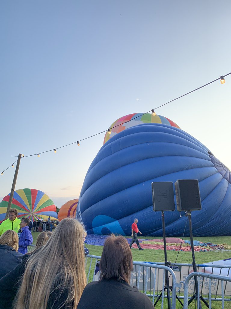 MissxMiri's tweet photo. @ballonfeesten https://t.co/dWiSYuoiaW