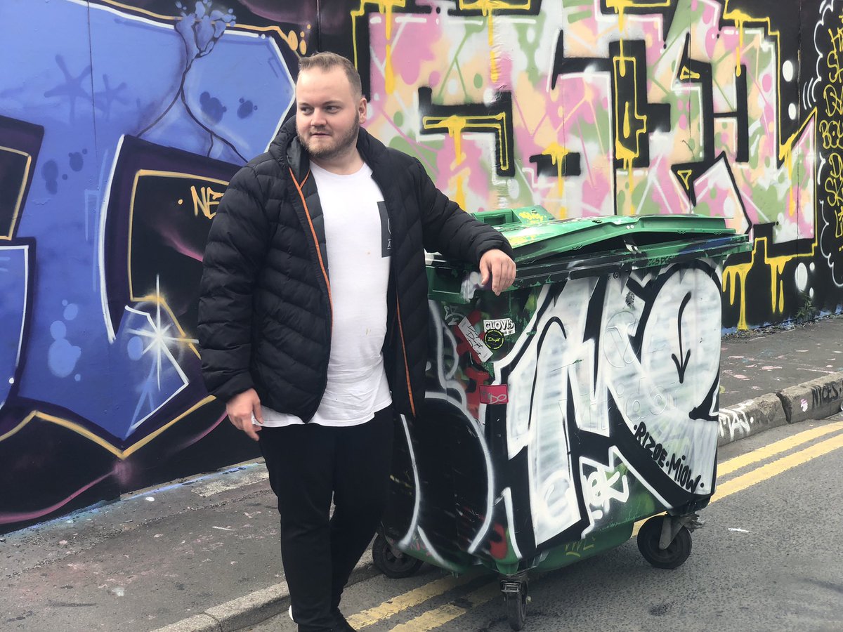 rxbchat's tweet photo. I decided to take the trash out, that being every one that ever said anything negative about me... #RebuildRob https://t.co/jR65zLMBP7