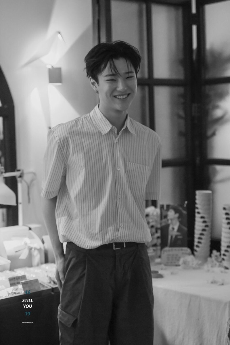 ireallymu's tweet photo. จาสอบถามหน่อยคับเนื่องจากวันที่ 5 สิงหาเปนวันเกิดพี่ซึงยอนเราจะทำติ้กเกอร์ไปแจกทิสยามมีใครจะรับไว้ไหมค่ะจะได้ทำไปเผื่อด้วย #ซึงยอน #โจซึงยอน #choseungyeon https://t.co/2mGUNzOrjU
