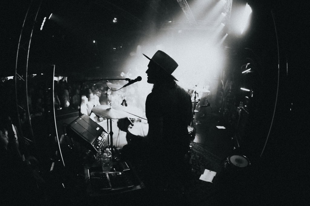 billy_delia's tweet photo. Record release show last night for the new @grizfolk album https://t.co/8Z2Nq6d3zH