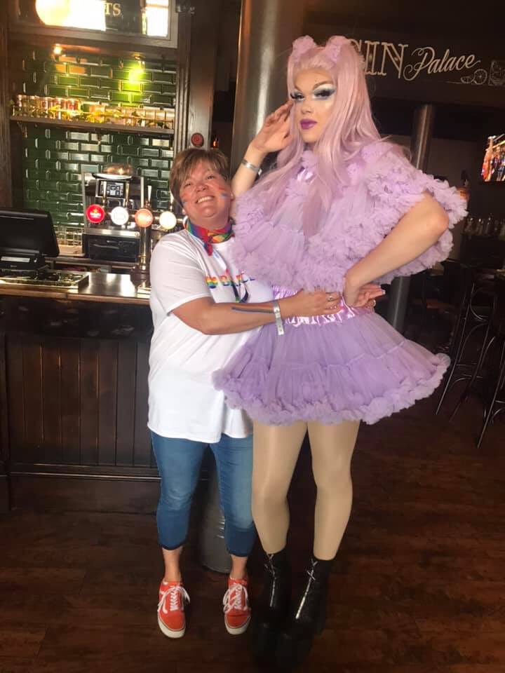 Whitneybaeuk's tweet photo. Pride was amazing with my beautiful parents! Thank you so much to everyone who came and said hi 💖 https://t.co/6eHUfNiLmI