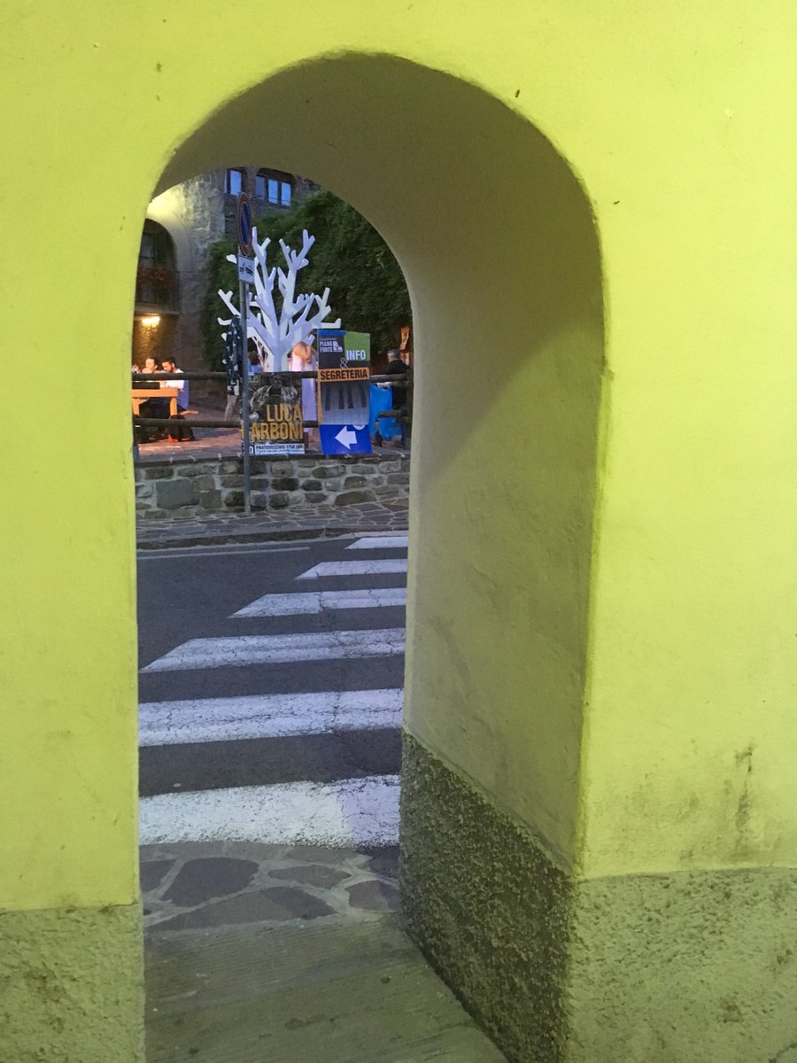 giorgiobolo81's tweet photo. #aspettandoti naturalmente
@lucacarboni 
#portici come a #Bologna
#stia https://t.co/TLwyYjt8lD