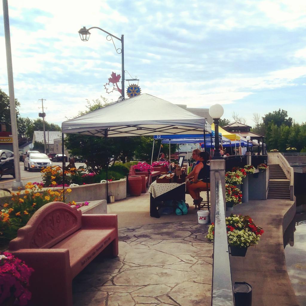 It was a scorcher at the market today! But we had a great turnout of talented vendors and great support from the community. Hoping it will be cooler next week! 
#market #farmersmarket #local