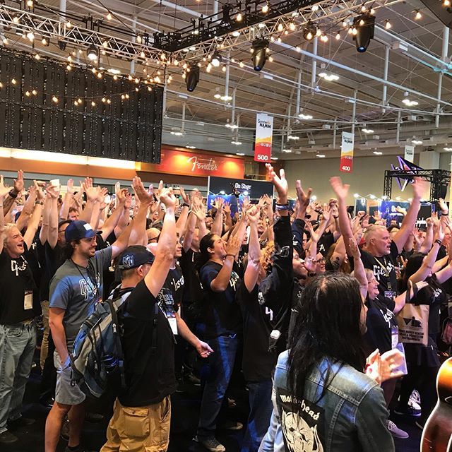 Righteous Guitars tweet media