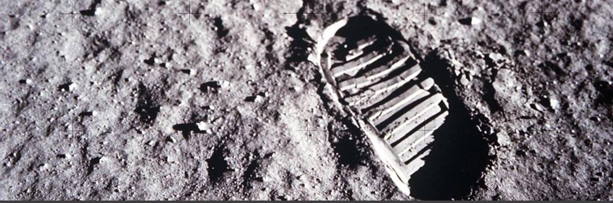 BelenCalvoEU's tweet photo. From the moon “All the people on this Earth are truly one” 🌍🌑✨ #Apolo50 @NASAMoon @NASA Watch 👉🏽 https://t.co/PFLZmm0hTU https://t.co/PJwNdPPI8r