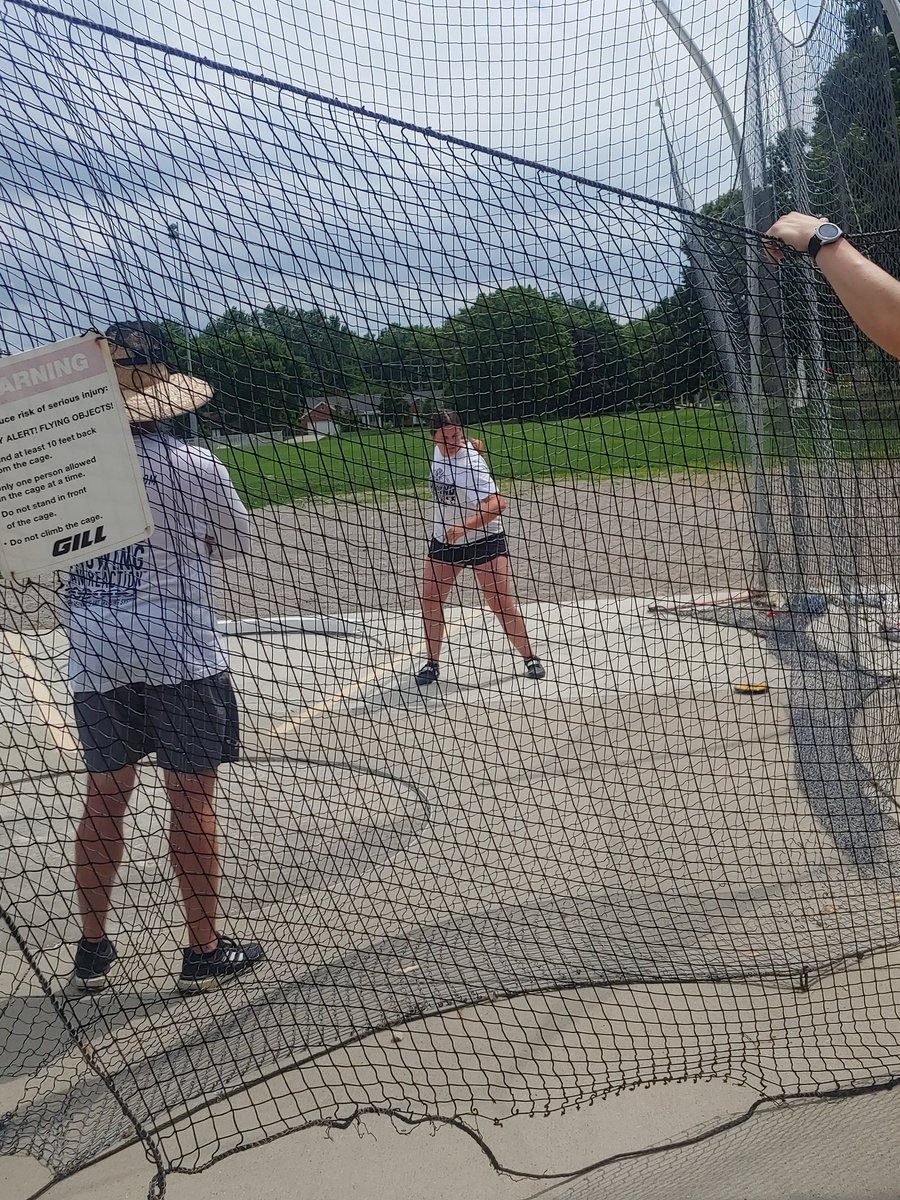Dowling Catholic Girls Throws tweet media