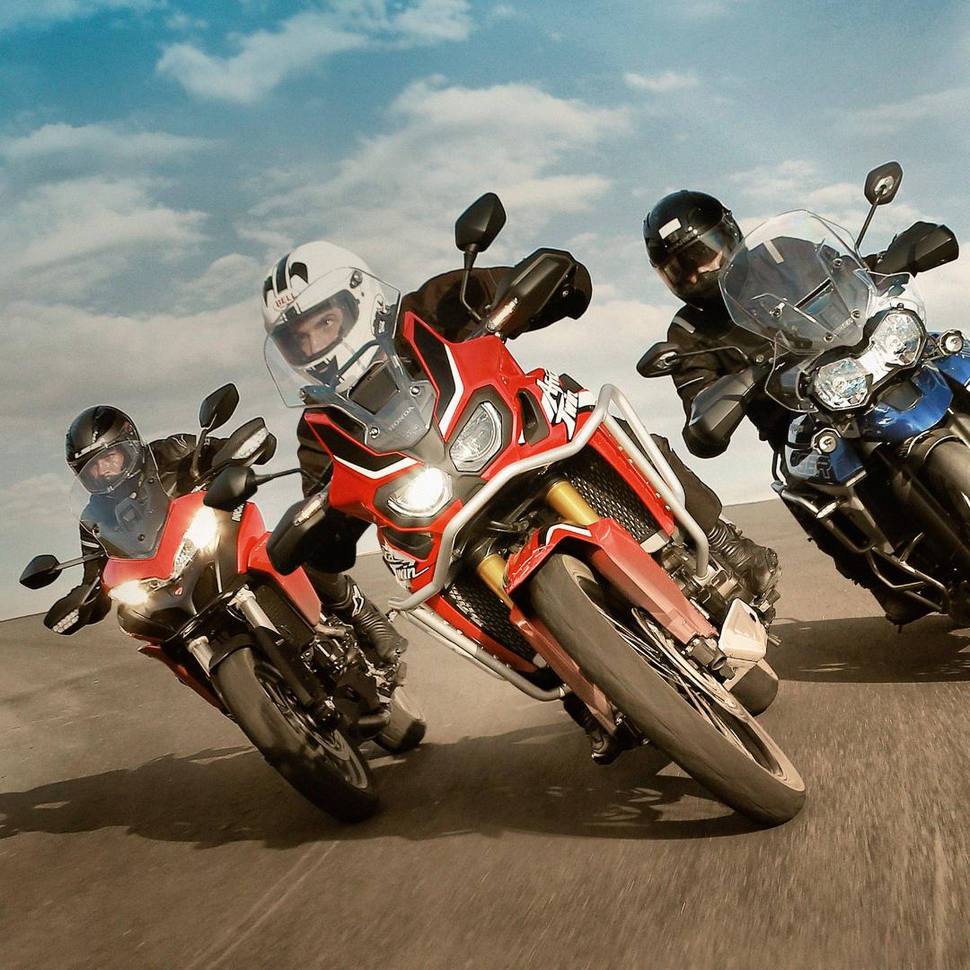 festduasrodas's tweet photo. Você que ama o universo de motos não pode perder a chance de participar do Festival Duas Rodas. Serão 4 dias (29/08, 30/08, 31/08 e 01/09/2019) de experiências inesquecíveis com as maiores marcas do Brasil e tudo isso no autódromo de Interlagos. https://t.co/heINBxl45J