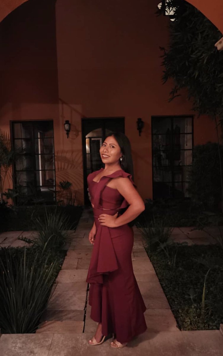4ngelVazquez's tweet photo. .@YalitzaAparicio en #maclovia atendiendo la invitación al @giffmx 2019 https://t.co/RihJruI4oP