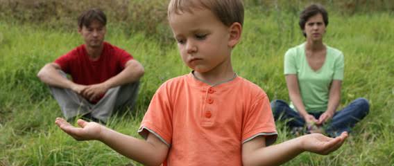 #MEBKadromuzuVeAilemiziVer

Sözleşmeli öğretmen çocuklarının hayatı film
Ya anne var
Ya baba var
Ama
♥️De hasret var.
<a href="/ziyaselcuk/">Ziya Selçuk</a> 
@hmzaydg 
<a href="/_aliyalcin_/">Ali YALÇIN</a> 
<a href="/TalipGeylan06/">Talip Geylan</a> 
<a href="/RTErdogan/">Recep Tayyip Erdoğan</a>