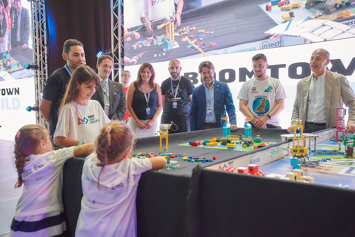 📢¡Tenerife volverá a acoger la gran final de @FLLSpain  2020 y ya tenemos fecha! El 28 y 29 de marzo. 

Hoy presentamos en primicia para toda Europa los nuevos retos y los 4 programas internacionales del mayor torneo de robótica mundial. Te lo contamos⬇️
ow.ly/fPNL30paKkL