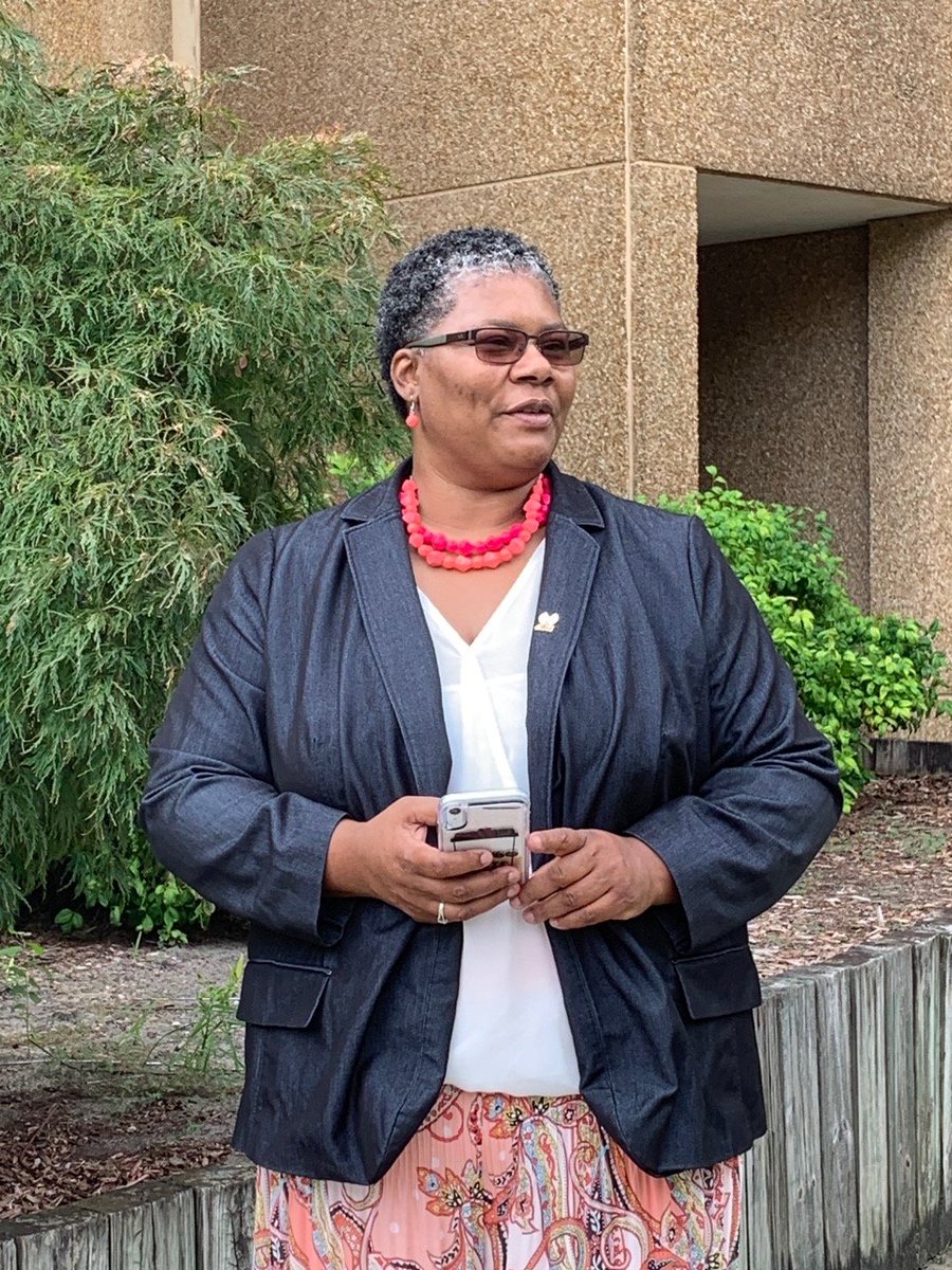 CesarCWA's tweet image. Our @CWAUnion members in NC are tired of anti-worker politicians. @KinstonYvonne is taking matters into her own hands! #RunYvonne #cwastrong aflcionc.org/cwa-member-yvo… @WomenCWA @cwa_political @NCStateAFLCIO #election2019 #ncpol @CWANews