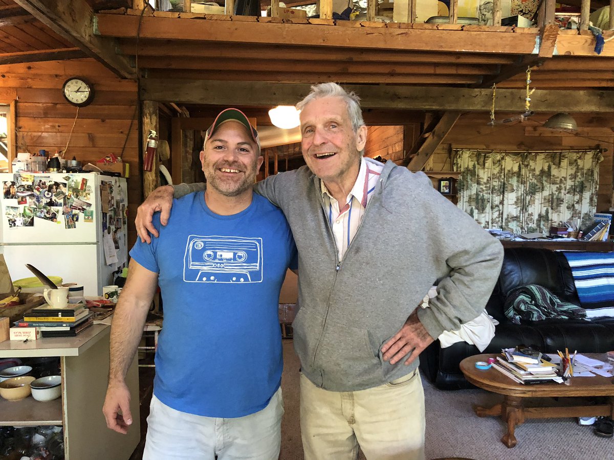 AmigosPod's tweet photo. The man, the myth, the merry prankster... Mr. Kenneth Babbs. #ElectricKoolAidAcidTest #LSD #kenbabbs #counterculture #tripping #merryprankster #furthur #AmigosPod @mikefinoia https://t.co/14yASZ9zq0