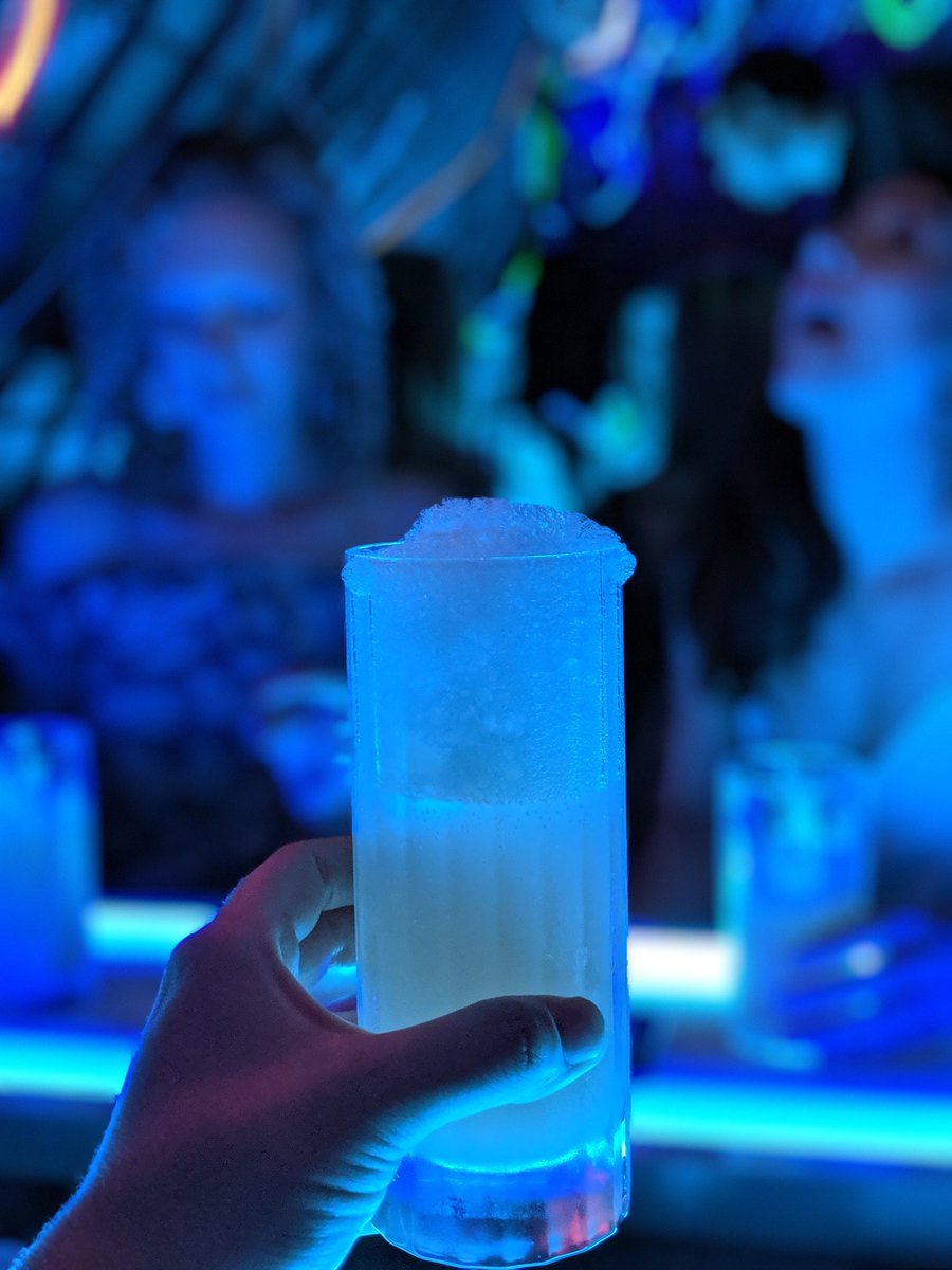 Chloe Gunning ✈️ tweet media