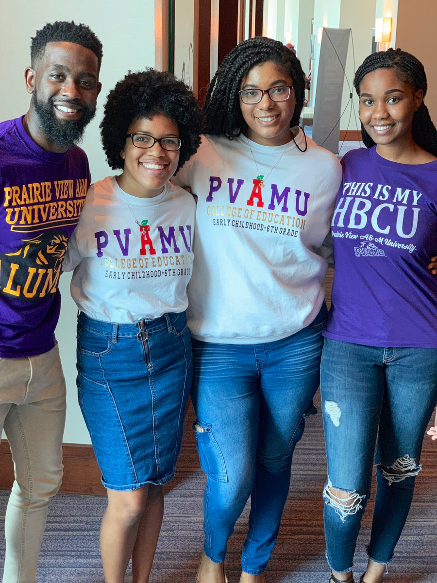 Mr_DDHarris's tweet photo. This is our HBCU 💜💛 Prairie View A&amp;M University #pvamu @PVAMU #TMCFTQRP10 Retweet if you attend or graduated from Prairie View https://t.co/BisCpVEzIl
