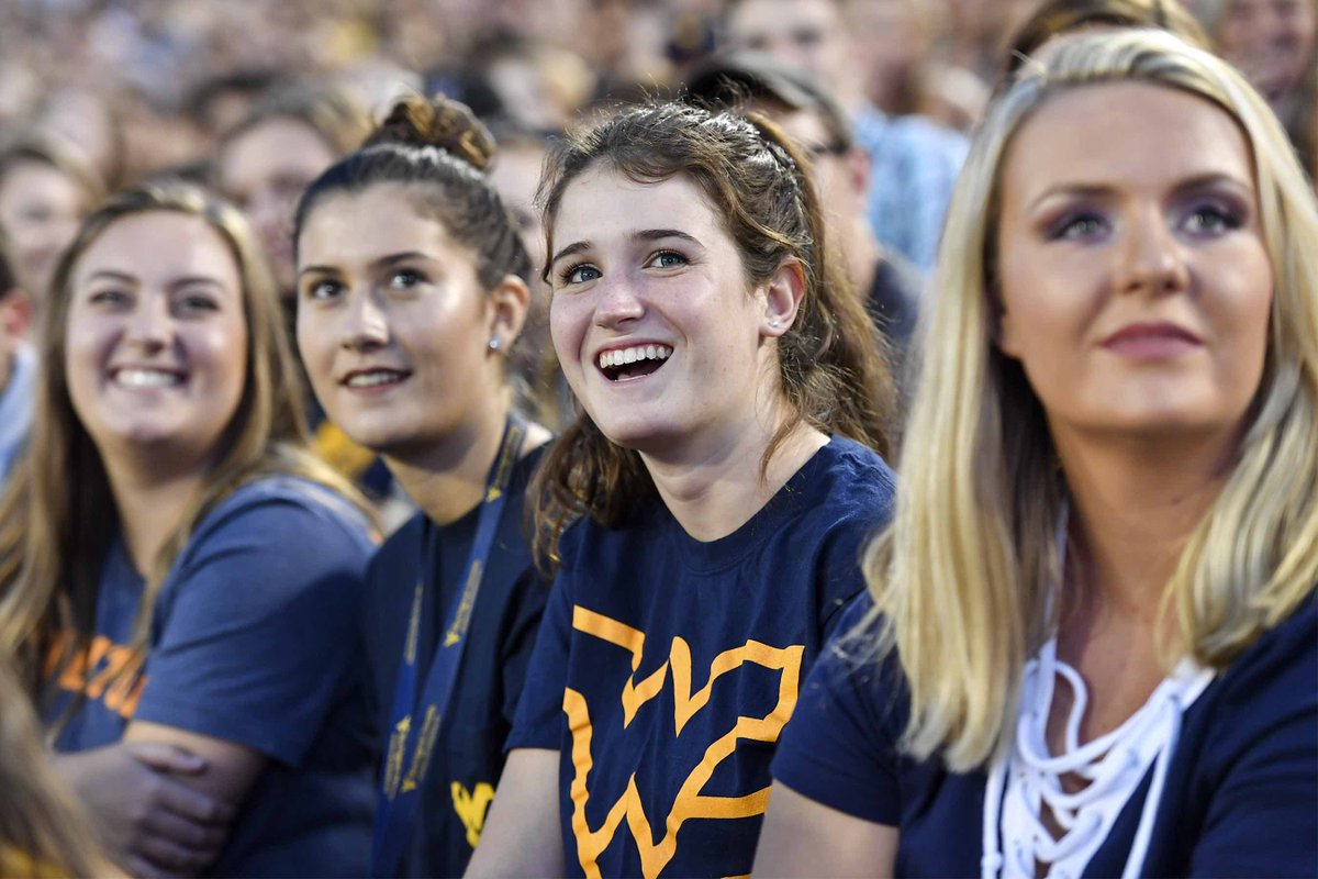 Our fall 2020 application is open! 
What are you waiting for? 💛💙 
Apply today to be #WVUbound. 
go.wvu.edu/Apply20