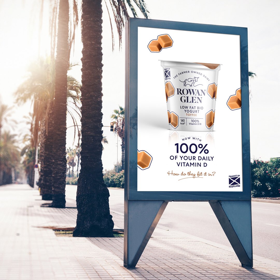 PendrySimon's tweet photo. 100% of you daily Vitamin C ‘how do they fit it in?’ 🧐🤓 Check out https://t.co/ERVB65yR3W for more details #graphics #graphicdesign #branding #brands #branddesign #packaging #packagingdesign #packagingdesigner #typography #photography #illustration #marketing #digitalmarketing https://t.co/A7NTg2jNrG