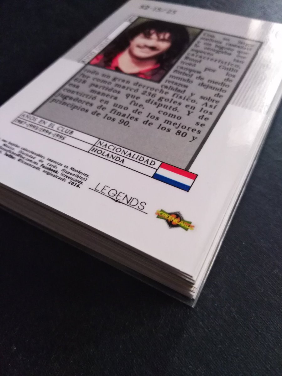 Screencards's tweet photo. De la serie #Legends un legendario de la Naranja Mecánica de Holanda 🇳🇱 #RuudGullit #Milan #Italia #SomosColeccionistas #ScreencardsWorld #Futbol #Football https://t.co/sZq466zuQj