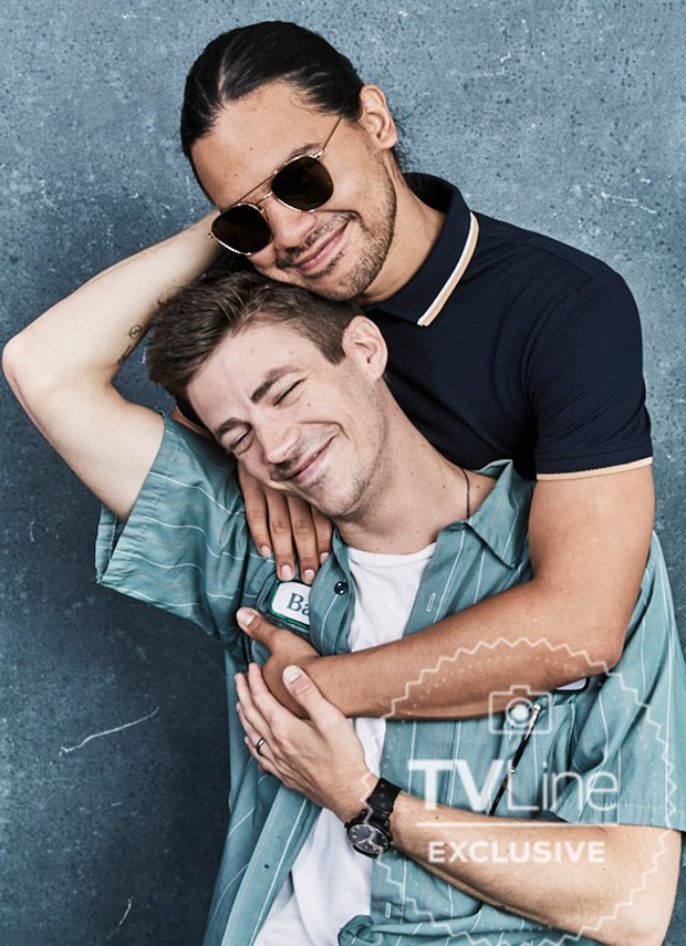 📸 Grant Gustin and Carlos Valdes photographed for TV Line during #SDCC