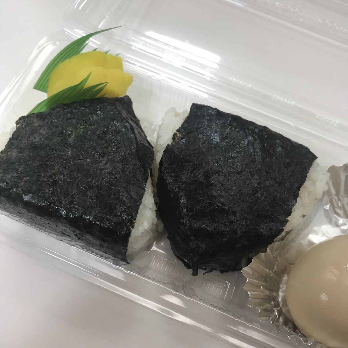 こないだと全く同じ見た目だけど

今日は明太子と鮭🍙
どっちかなーーー