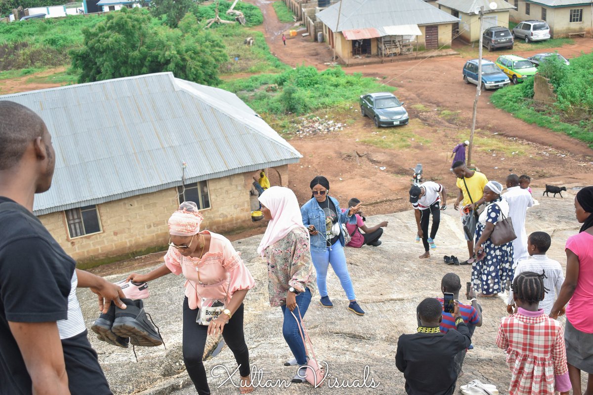 xultan_visuals's tweet photo. So today, we explored Sobi Hill, revisited history, learnt new things, had a panoramic view of Ilorin city, met and interact with new friends, so much fun and more.
#ExploreSobiHill
#xultanVisuals https://t.co/WngHBmSEQP