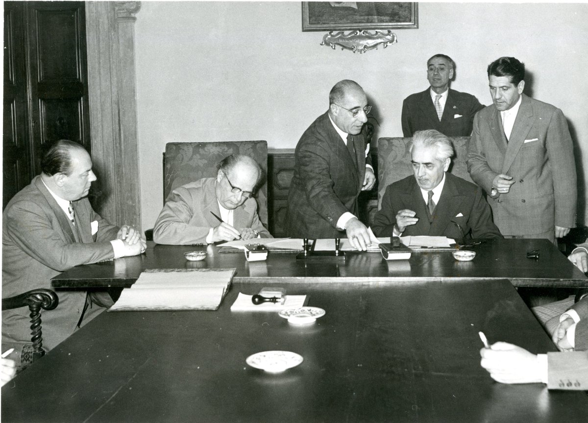 MaurizioGazzarr's tweet photo. Domani, domenica 21 luglio, su #LaNazione di #Pisa, “Quando Adriano #Olivetti scelse Pisa”, seconda puntata della rubrica dedicata al 50esimo anniversario del primo corso di laurea in Informatica. #Informatica50 @ArchOlivetti @Unipisa @DI_Unipisa @PecoriniArianna @MuseoTMIvrea https://t.co/pOUQQbqbZ9