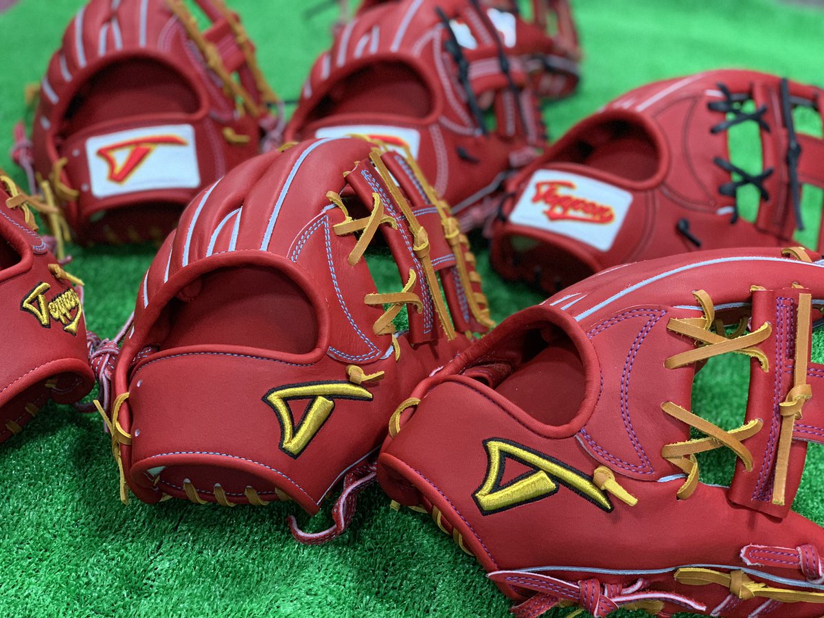 teppenash's tweet photo. #てっぺんグローブ
#野球工房9
#大販売会

本日最終日‼️
本日までは購入された方に向けて
特典付きです👍

閉店まで皆様を
店内にてお待ちしております😎
#最終日

【お問い合わせ】
https://t.co/kgIJ6SqsFa https://t.co/n1grehwGbo