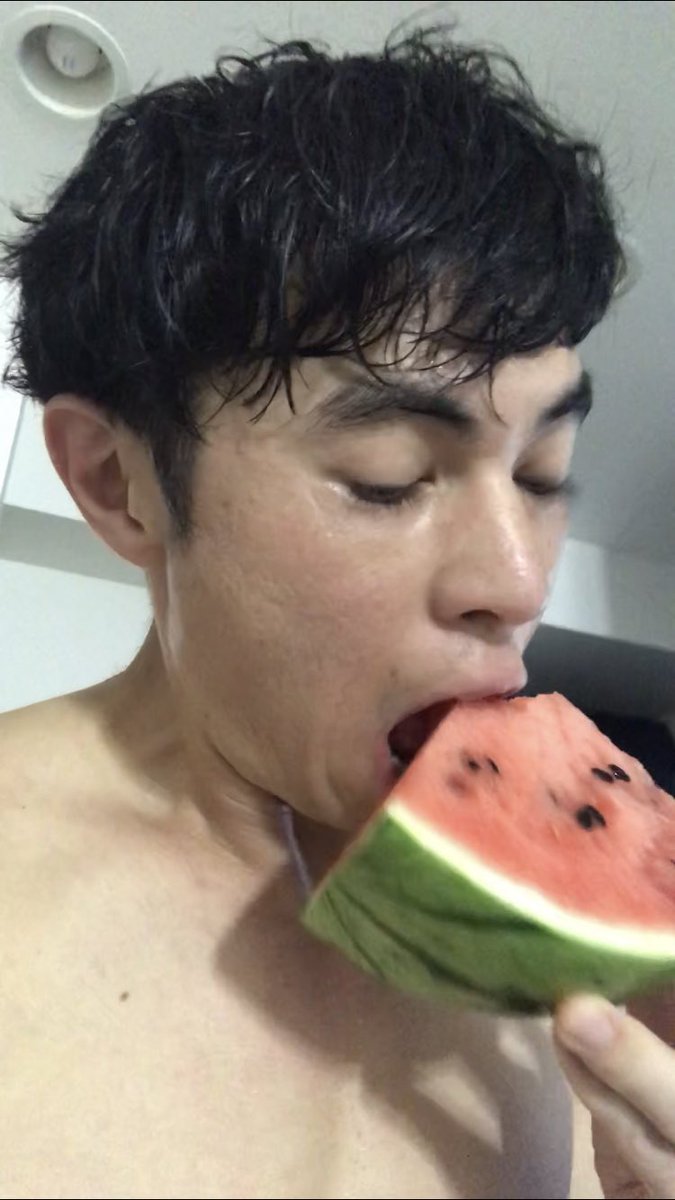 小島よしお おはピーヤ 富士スピードウェーイでのイベントに行ってきまーす 今日も元気にモリモリバッコーン