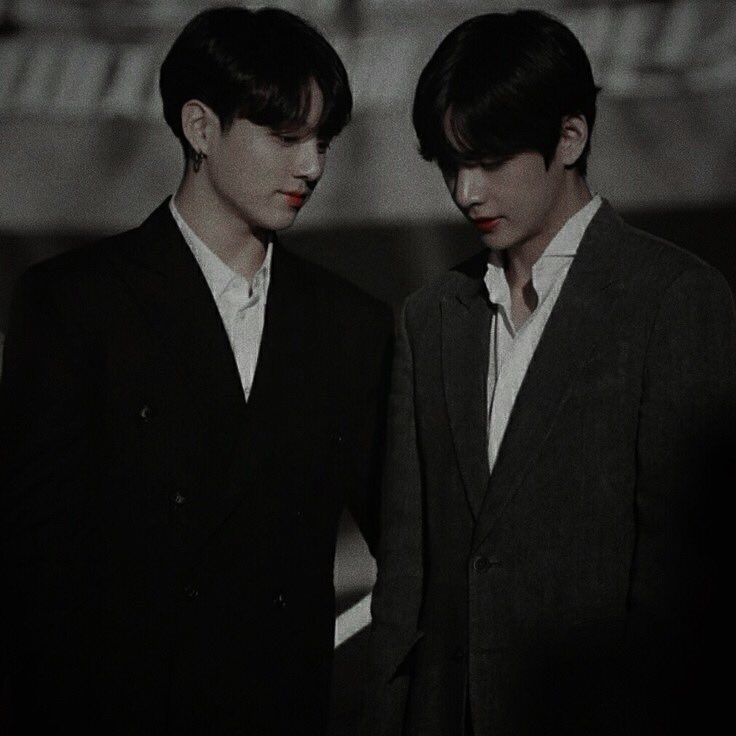 ⠀
⠀
⠀’... 𝒂𝒍𝒍 𝒆𝒏𝒅𝒆𝒅 𝒘𝒊𝒕𝒉 𝒉𝒊𝒔 𝒆𝒚𝒆𝒔. 𝑯𝒆𝒍𝒍, 𝑷𝒖𝒓𝒈𝒂𝒕𝒐𝒓𝒚, 𝑷𝒂𝒓𝒂𝒅𝒊𝒔𝒆.’⠀
⠀
⠀