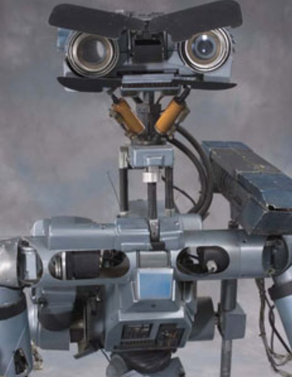 BargerBeat's tweet photo. @MrBrandwood Johnny 5 : "wtf?" https://t.co/NgF3fGbMYp