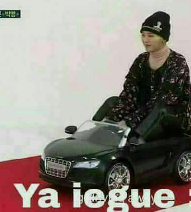 Fran63086658's tweet photo. @coreaymas 
#BTSyMasPersona 
Yo al darme cuenta que todos retwitean lo que sea en el sorteo:
Yo: me toca ami.. https://t.co/fbS9T0kI7B