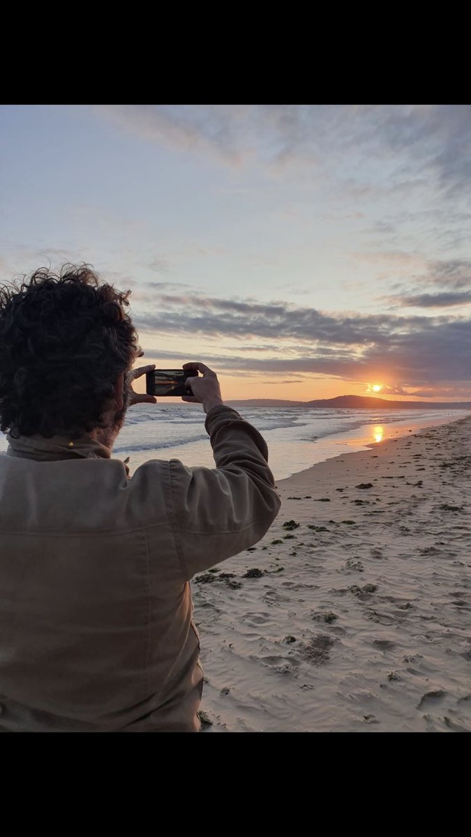 michaelsheen's tweet photo. Aberavon Beach at sunset with a hot chocolate #SanPortablo https://t.co/Ppam15pPQJ