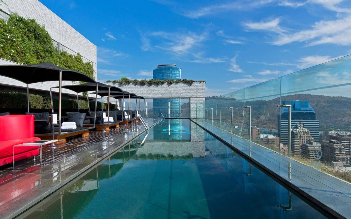 On a scale of 1 to 10, what would you rate this pool?  #CoralSprings #Florida