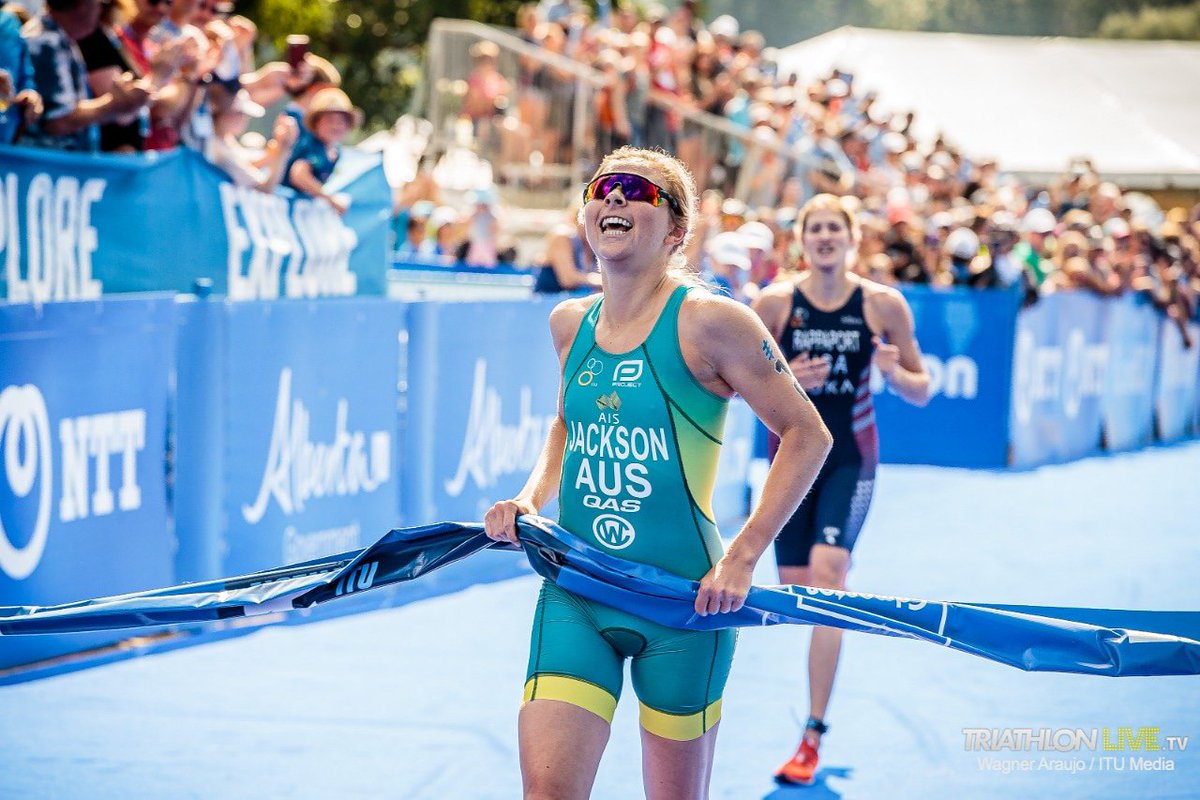 worldtriathlon's tweet photo. Australia's @ejjacko powers to the top of #WTSEdmonton to claim the gold medal and stamp her first WTS victory! 🥇👏🇦🇺
🥈 @summerrappz
🥉 @gentle_ash 
//
📷 @w_araujo_photo
📺 https://t.co/dToUk2wdD4 
@WTS_Edmonton
@TriAustralia 
@usatriathlon https://t.co/8NrDeVIkJJ