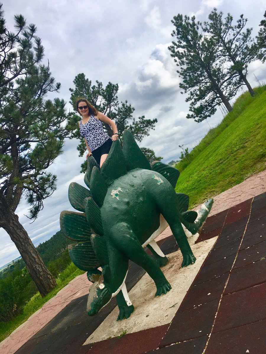 AltTravelBlog's tweet image. Did we have fun at the dinosaur park?

You bet Jurass(ic) we did.

#dadjokes #alttravel #50states #consultinglife