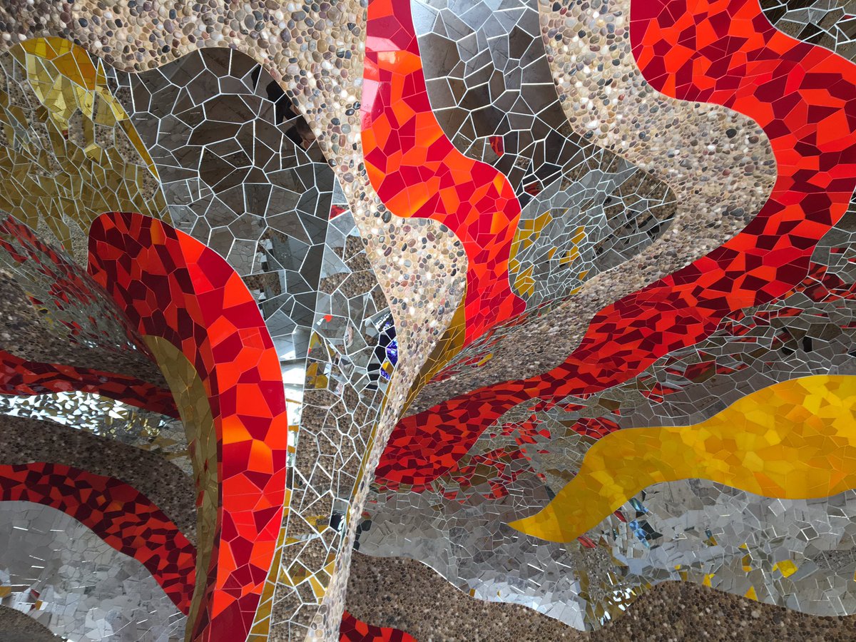 New header! From the grotto at the Herrenhäuser Gardens in Hannover.