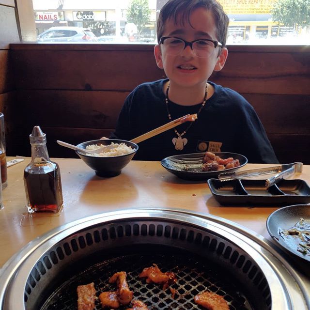 floater99's tweet photo. Because no matter the age, boys just want to grill and eat the meats.
.
.
.
#ItsSummerRight? #grilling #meat #japanesebbq #kalbi #steak #dadtime #lunchdate #meatbrunch https://t.co/Vns3G1FXlf https://t.co/t8nZDo3twK
