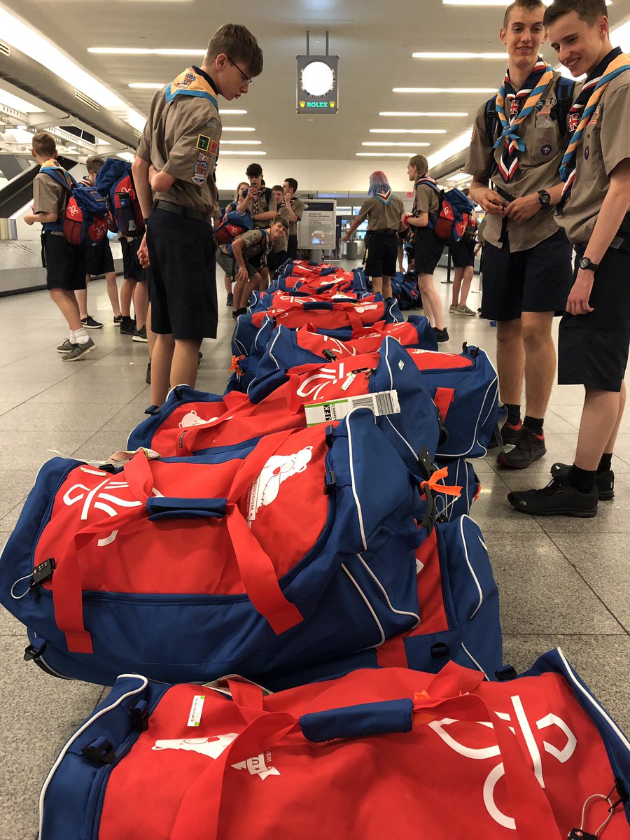 leicsunit3WSJ's tweet photo. And The Attenbears have arrived in NYC... #UK24WSJ #leicsWSJ2019 #ScoutJamboree #theattenbears @leicsunit3WSJ https://t.co/csniBLncmv
