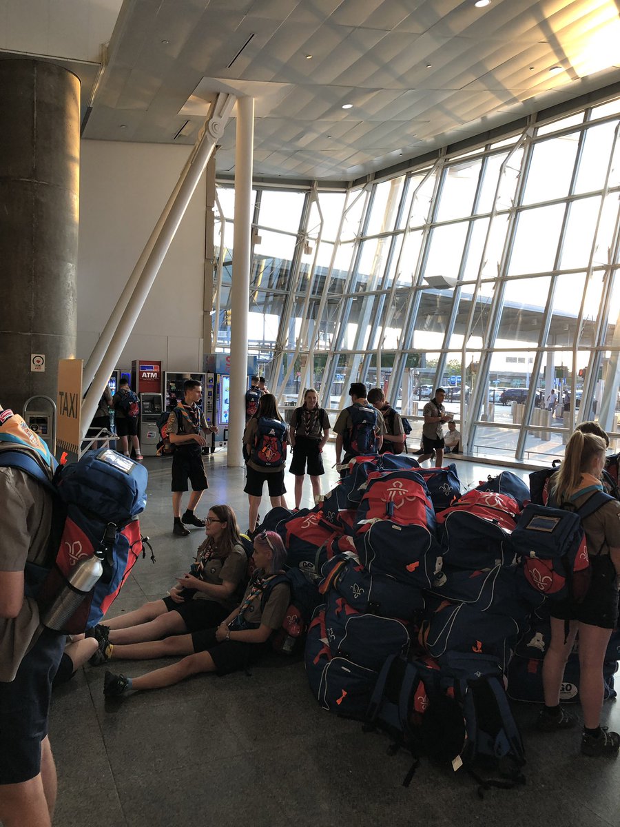 leicsunit3WSJ's tweet photo. And The Attenbears have arrived in NYC... #UK24WSJ #leicsWSJ2019 #ScoutJamboree #theattenbears @leicsunit3WSJ https://t.co/csniBLncmv