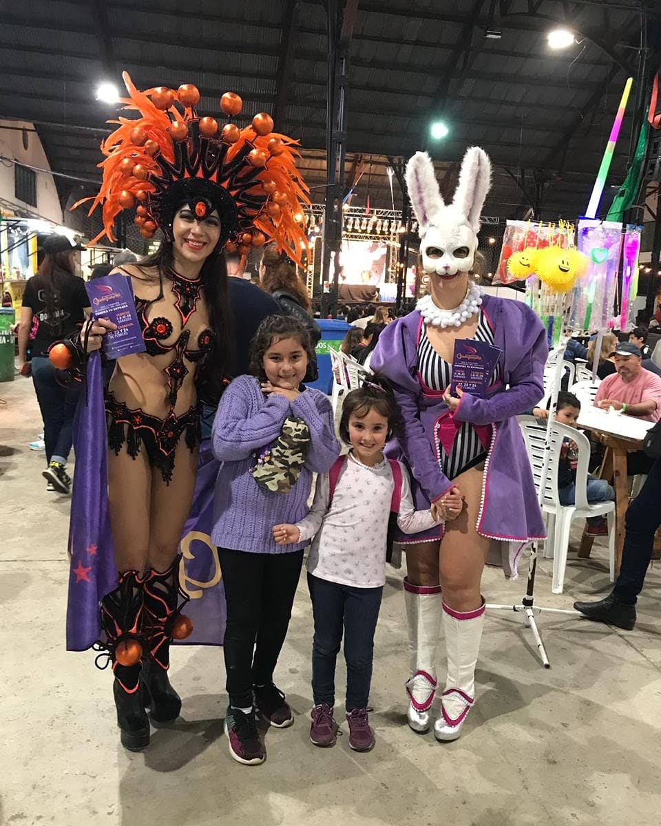 carnavaldelpais's tweet photo. #ExpoChef #Gualeguaychú
Visita de #amigos Carnavaleros
#CarnavaldelPaís https://t.co/Ht0SUGOiHJ