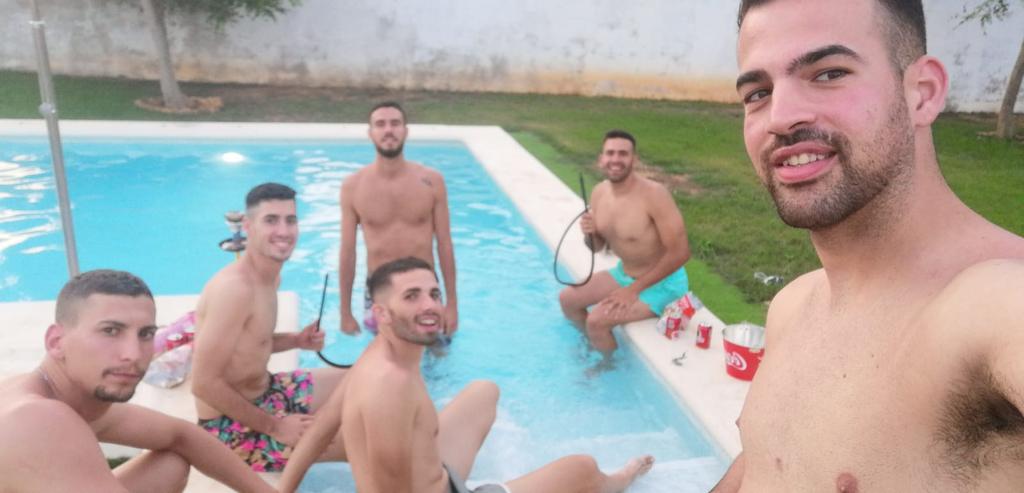 Yesterday F.S. (@yesterdanos) on Twitter photo 