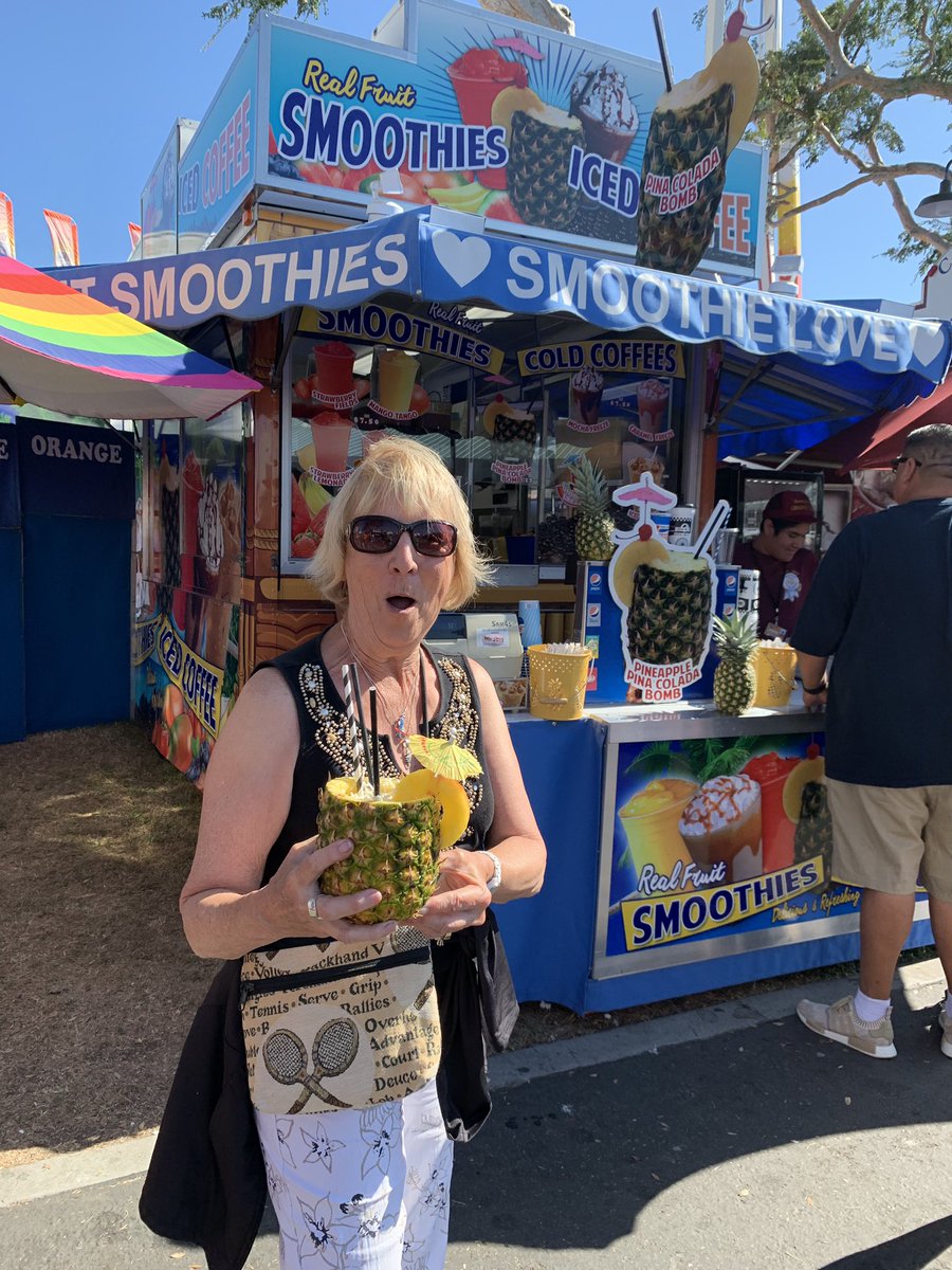 ocfair's tweet photo. Beating the heat with a refreshing Piña Colada Bomb! #OCFairFun #acresoffun https://t.co/Wg1qJR7cQY