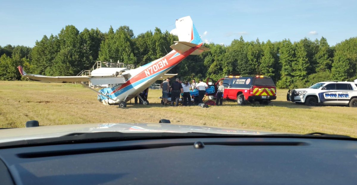 KilgorePolice's tweet photo. KPD and Kilgore Fire Department units are on scene at a plane crash near the intersection of Airport and Norris Roads. Fortunately only minor injuries reported at this time. https://t.co/pobaqoVL6s