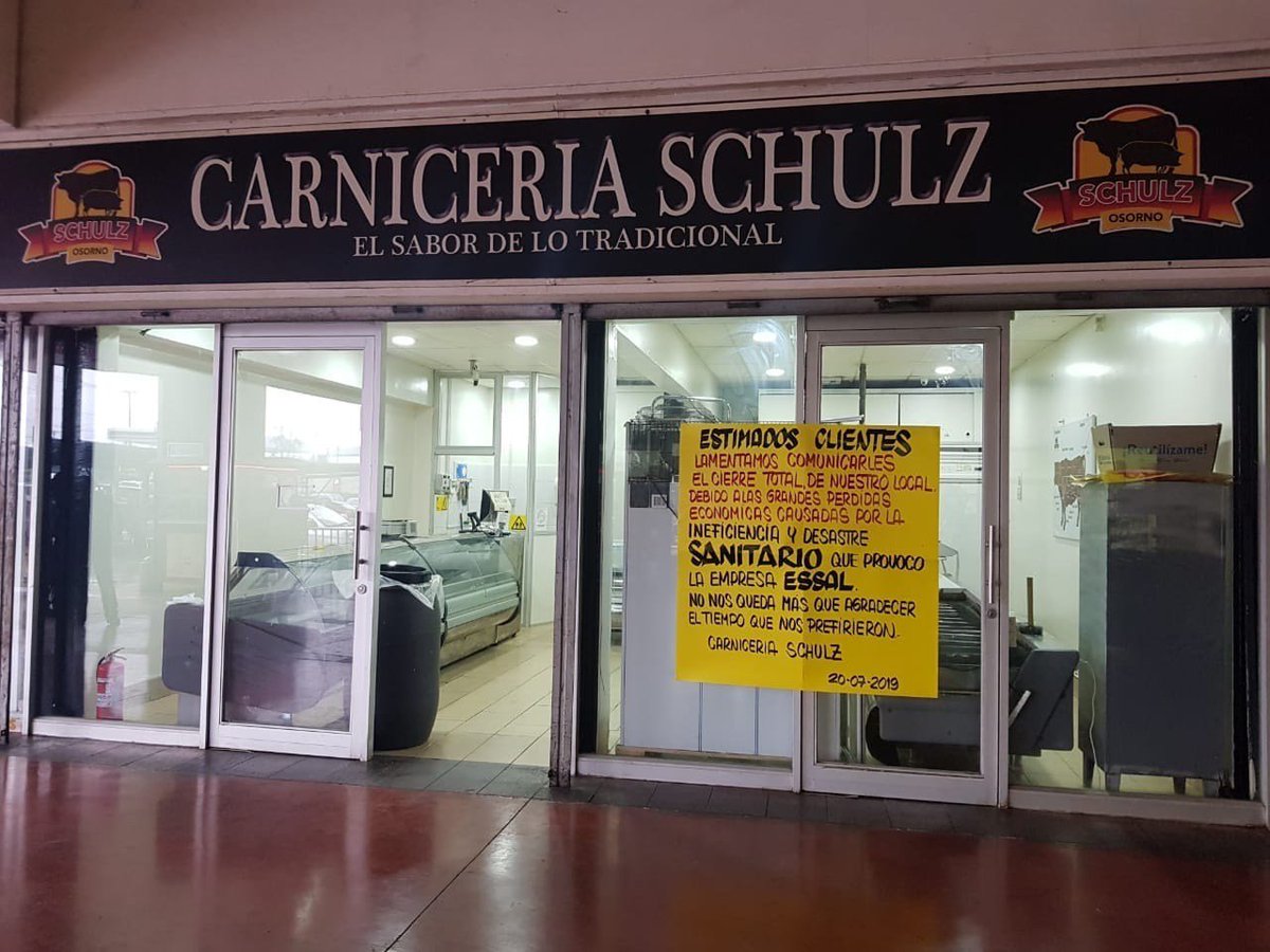 #OsornoSinAguaPotable "Lamentamos comunicarles el cierre total de nuestro local debido a las grandes pérdidas económicas causadas por la ineficiencia y desastre sanitario" Y aún dicen que esto no es una crisis económica? Carnicería Schulz cierra dejando a 8 trabajadores cesantes.