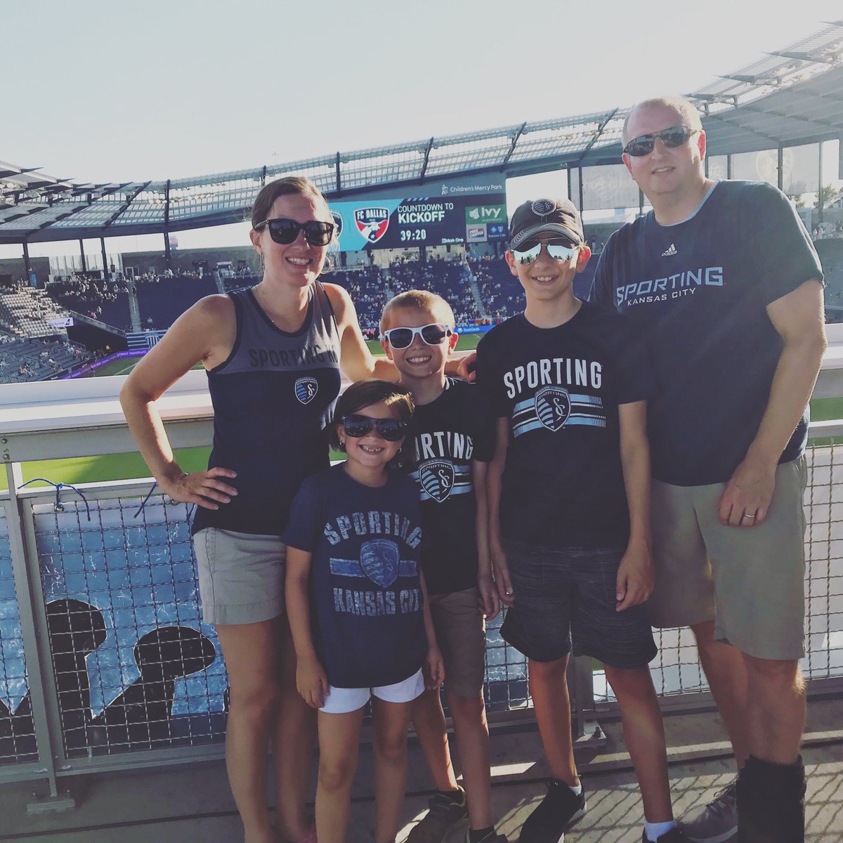 mstombaugh's tweet photo. First match of the year. Disappointed with myself but glad to have the whole crew on hand. #webelievethatwewillwin https://t.co/gTSMvBErTG