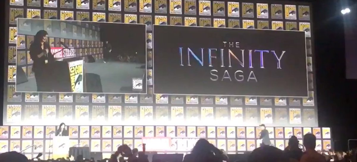 omelete's tweet photo. Momento incrível! Marvel divulga logo da Saga do Infinito na #SDCC2019 https://t.co/9GPwgqYC8i https://t.co/ZXyTm2VOKs