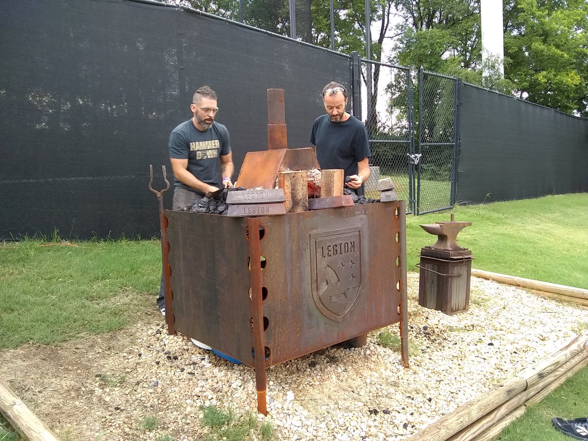 AustinLong1974's tweet photo. Hanging out at @BHamLegion v @atlutd2.

#USL https://t.co/k1sWaZmhae