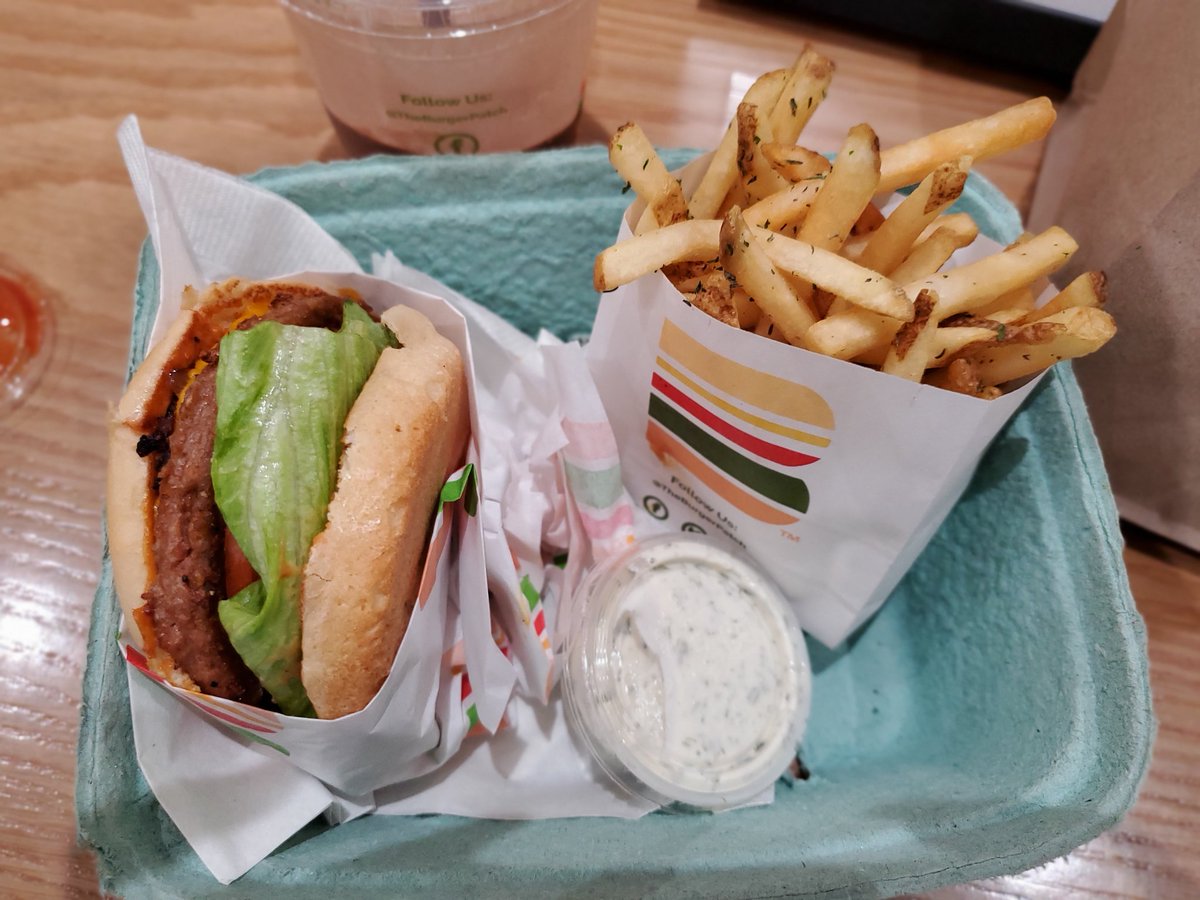 Lilith_AnnXxX's tweet photo. Why am i like this? #burgerpatch https://t.co/3sBID0CxIE